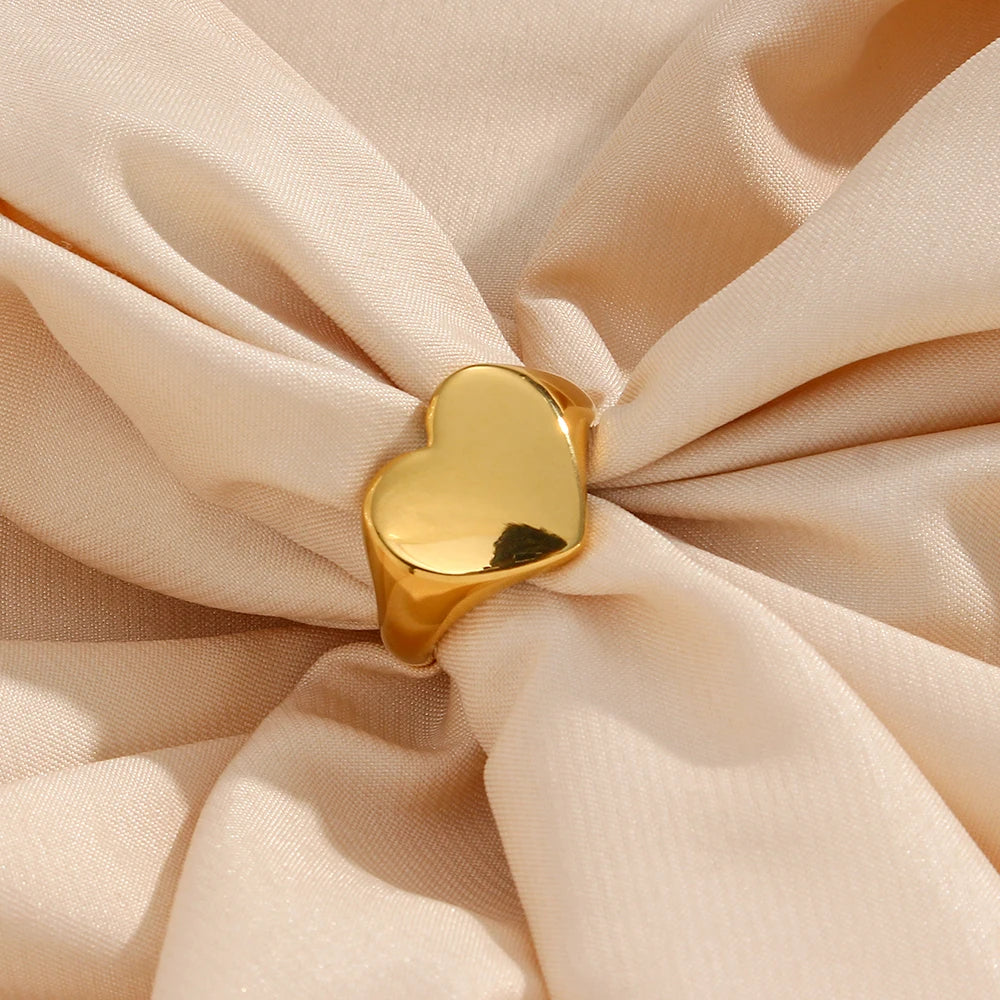 Elegant Heart-Shaped Ring