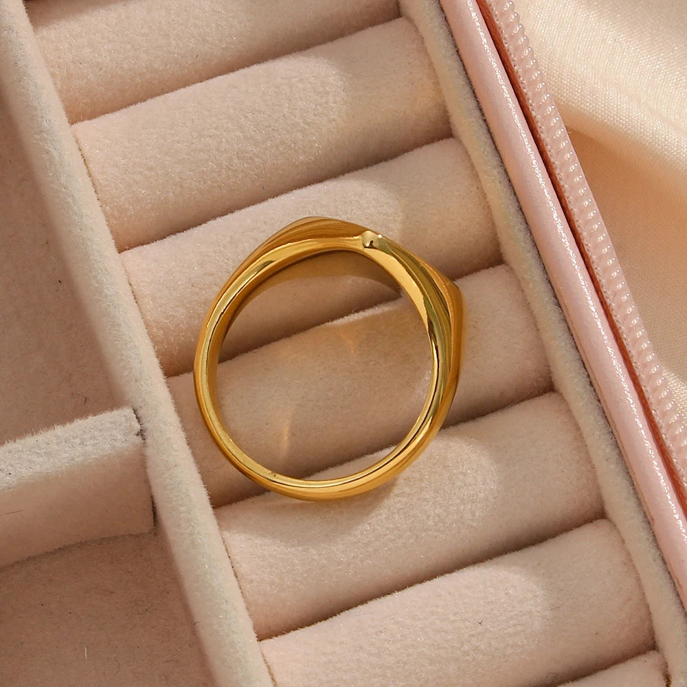 Elegant Heart-Shaped Ring