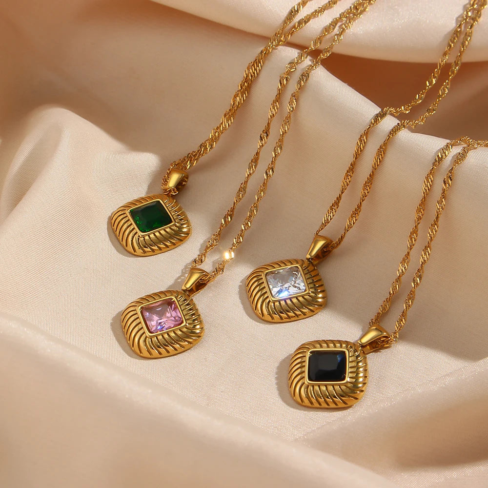 Fashion Square Texture Zircon Pendant Necklace