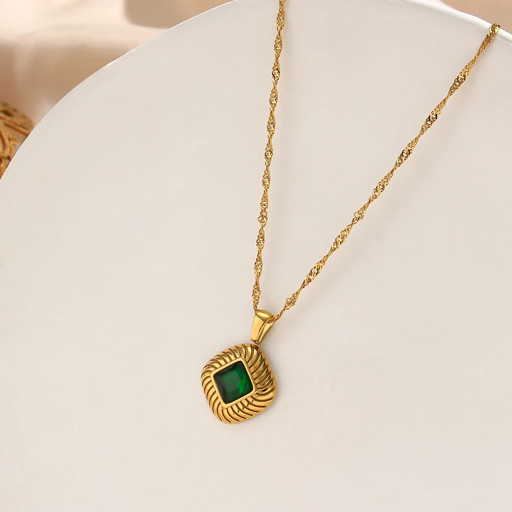 Fashion Square Texture Zircon Pendant Necklace