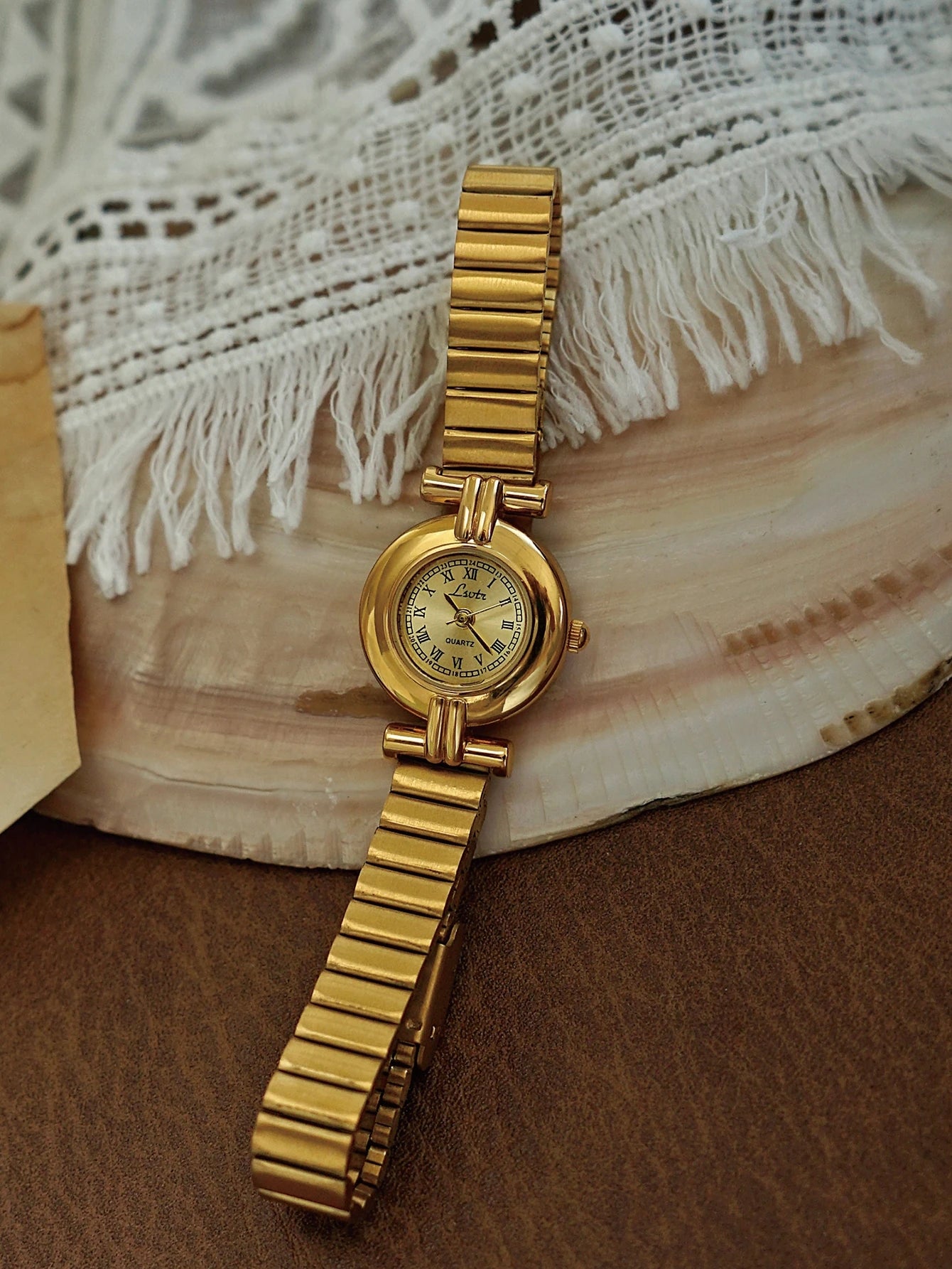 French Retro Gold Quartz Watch