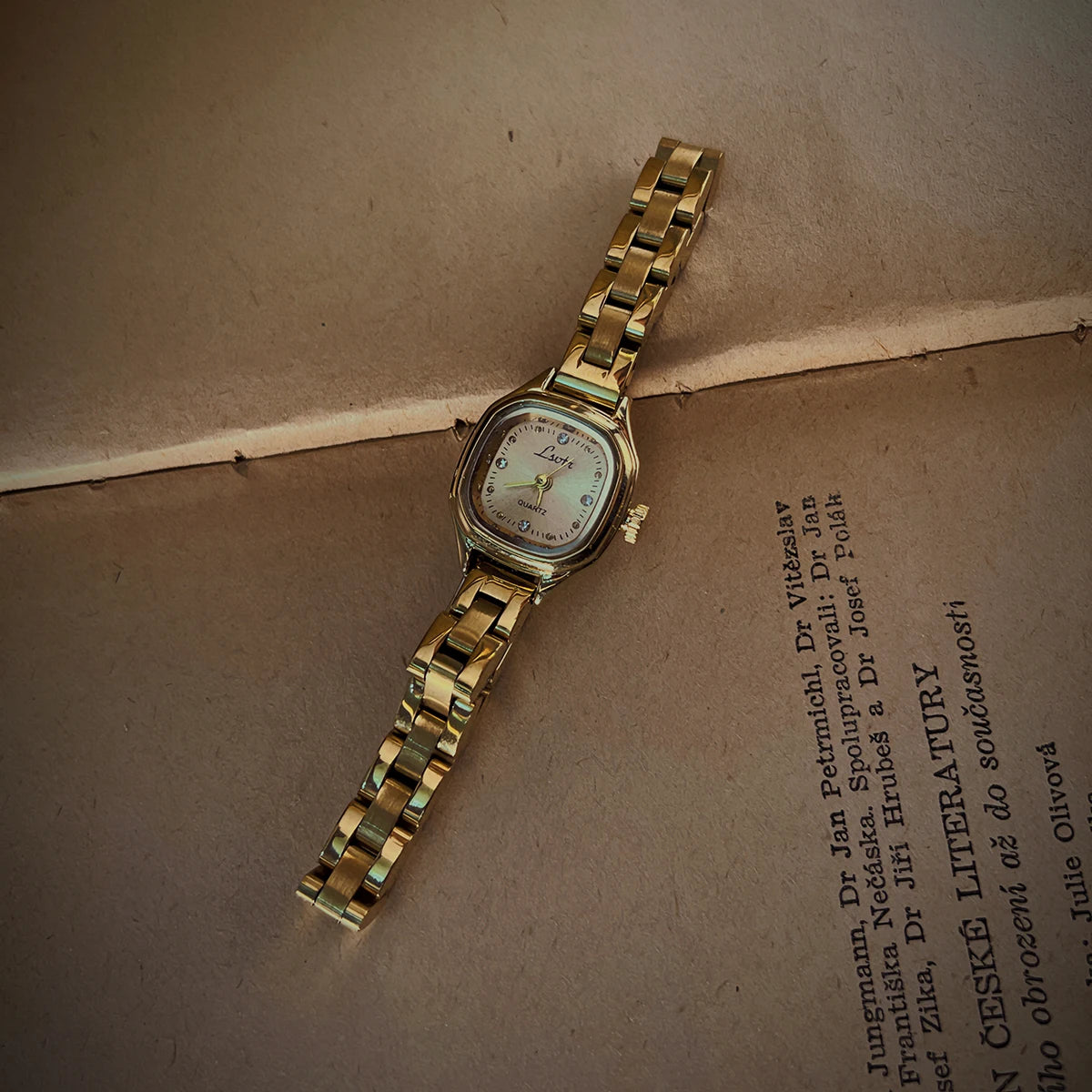 Retro Women's Watch