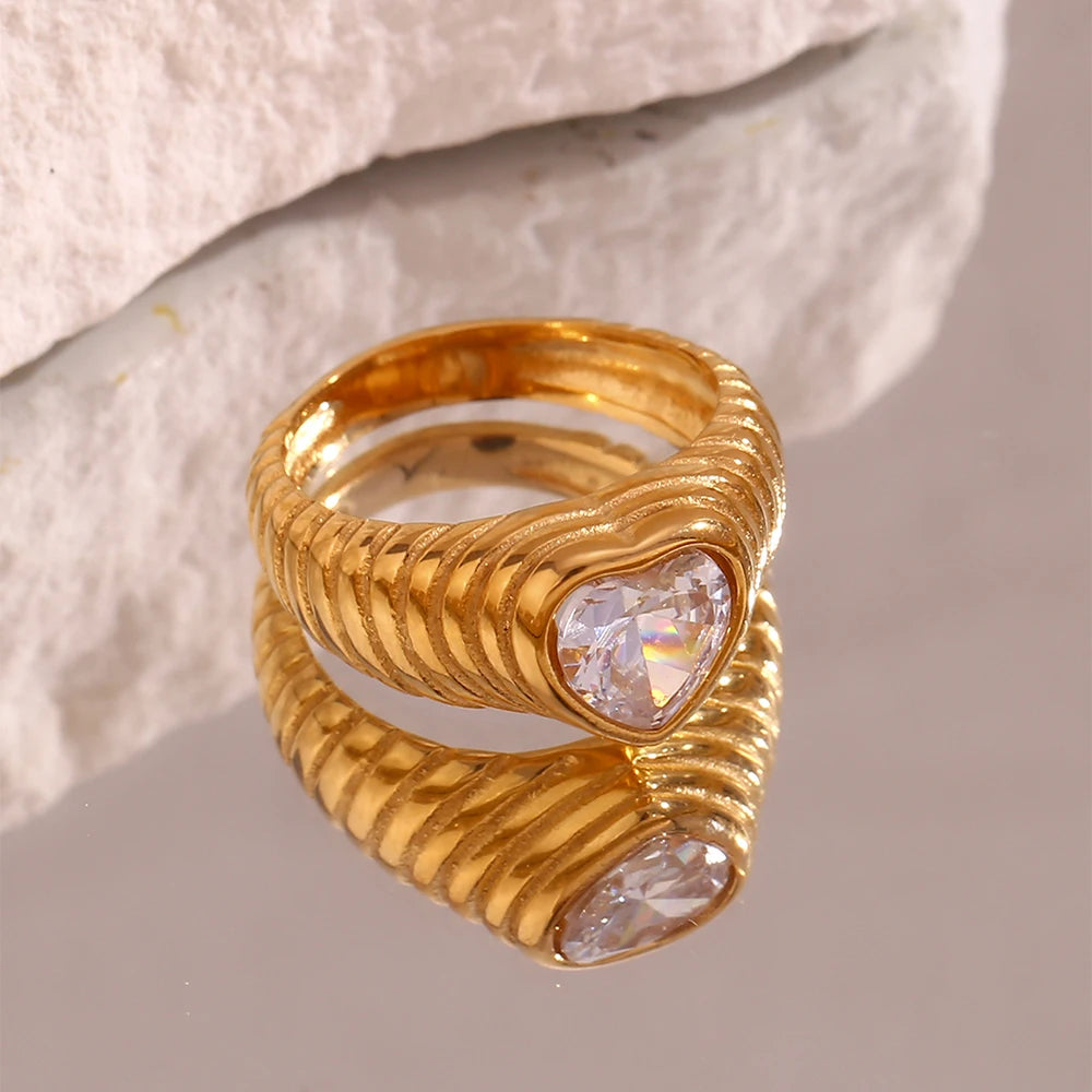 Heart Light Wave Zircon Ring