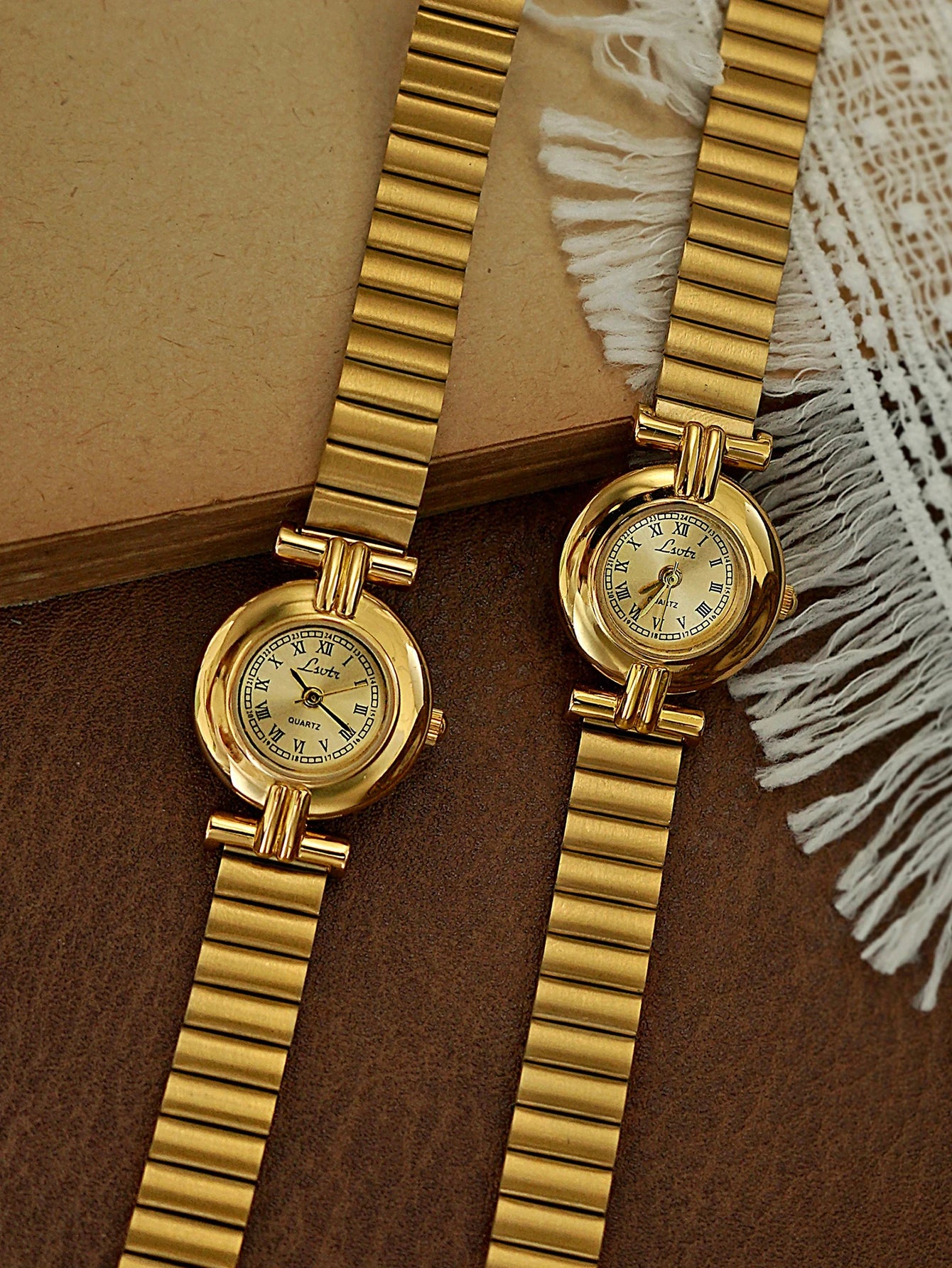 French Retro Gold Quartz Watch